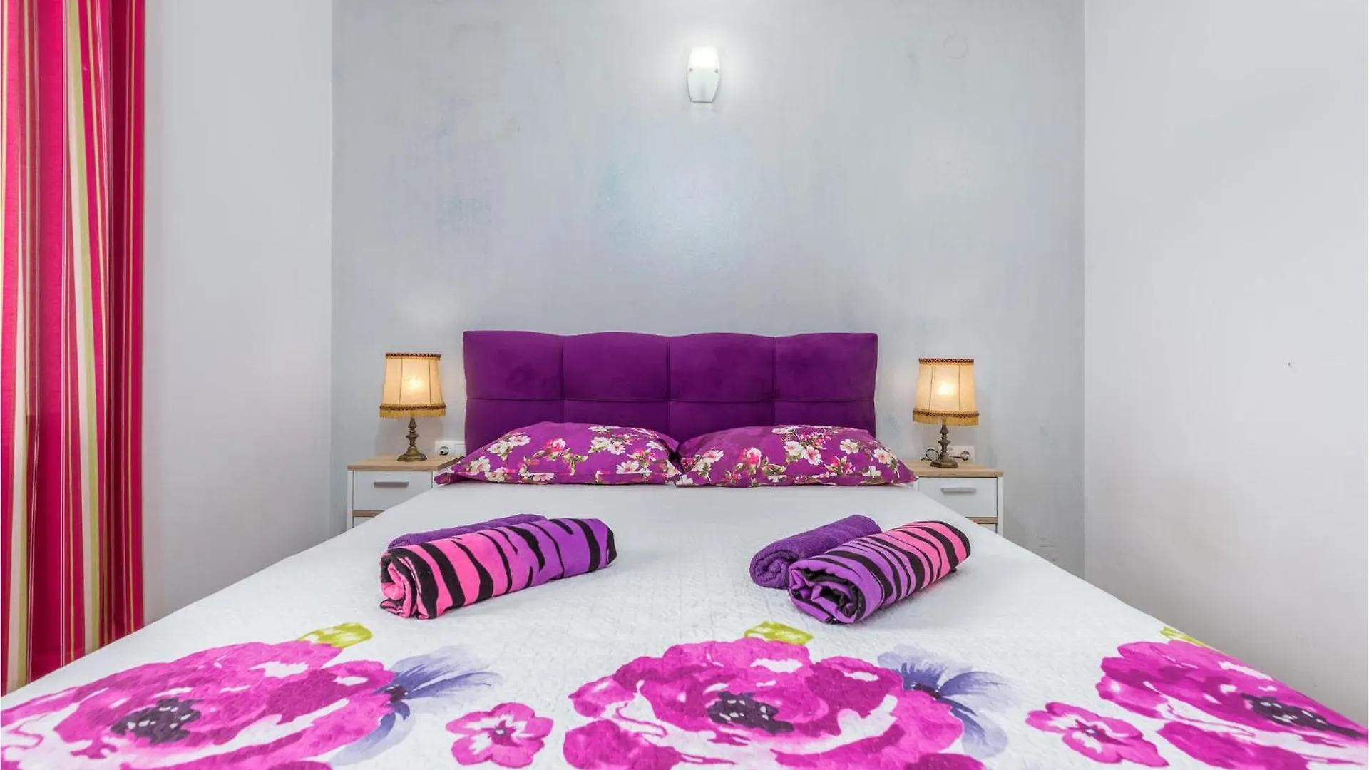 Lovely Apartment In Pula With Kitchen