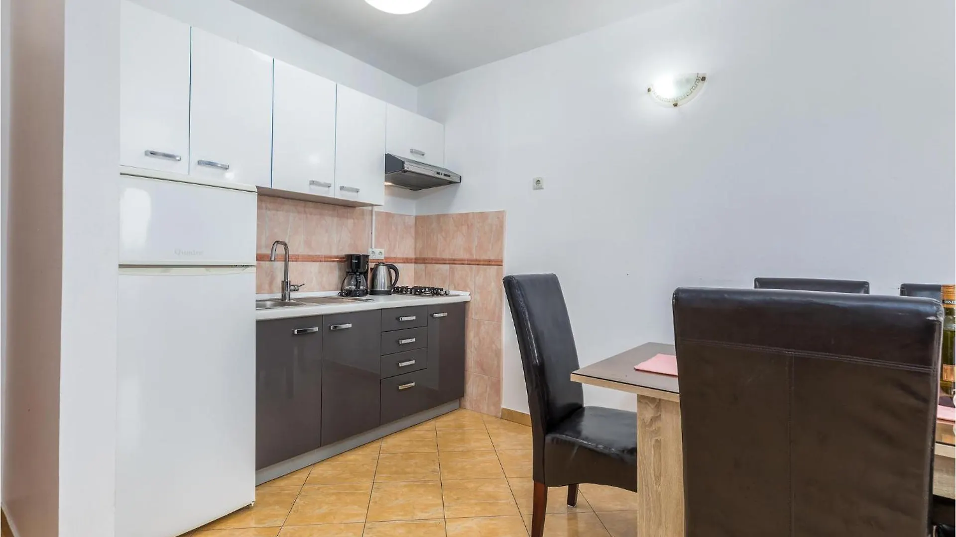 Lovely Apartment In Pula With Kitchen