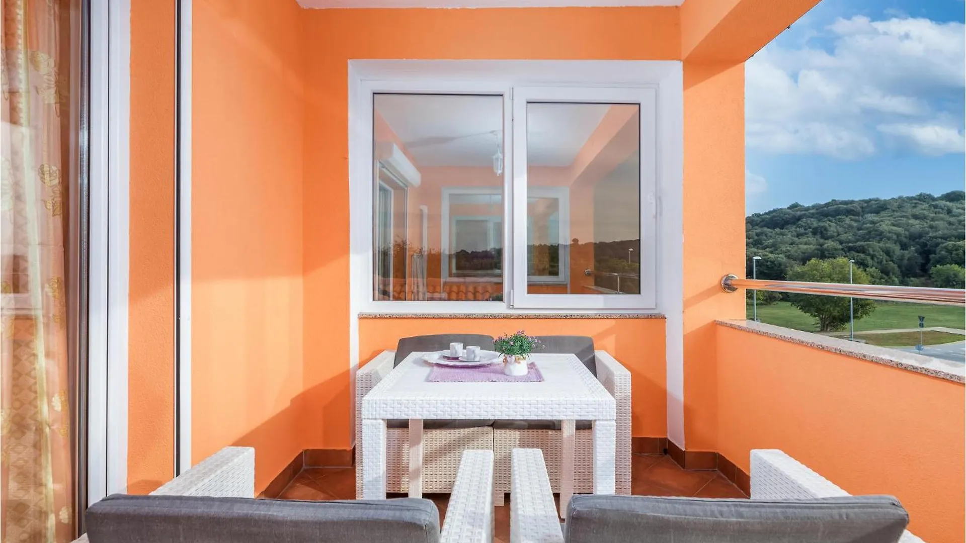 Lovely Apartment In Pula With Kitchen